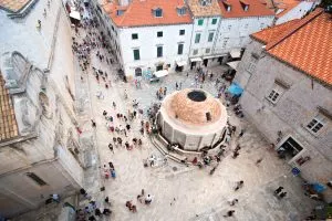 Calles llenas de vida en Dubrovnik